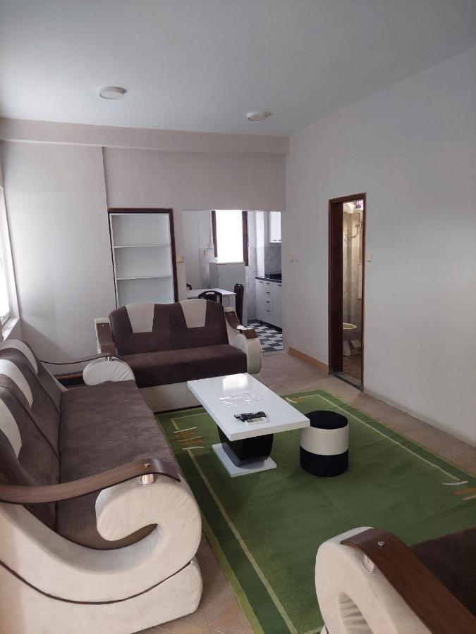 Comfort Pirot Luaran gambar
